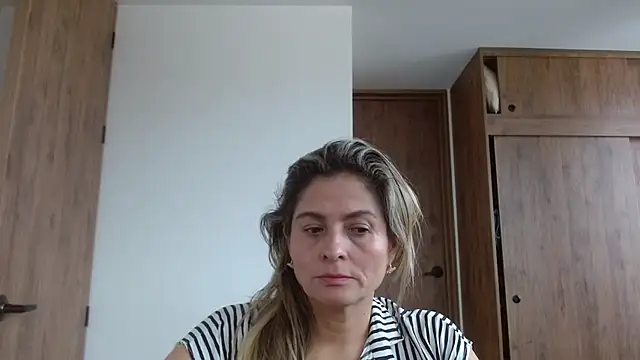 linda-mature43 online show from November 20, 3:23 pm