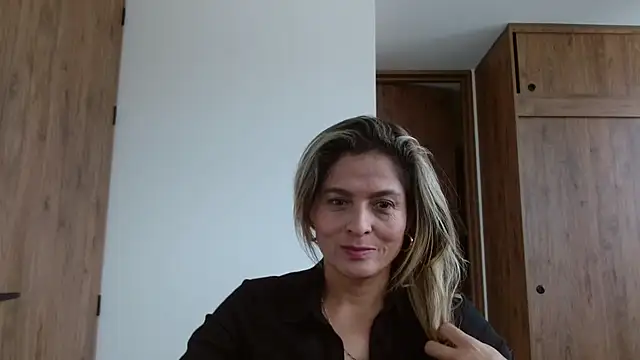 linda-mature43 online show from December 3, 3:44 pm