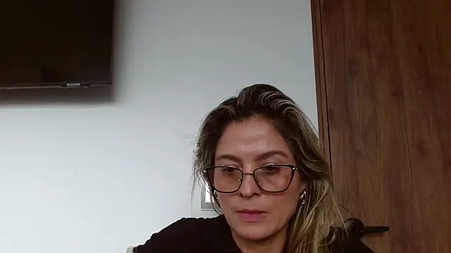 linda-mature43 online show from November 28, 5:57 pm