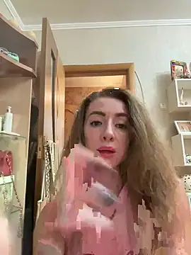 Snapshot of MarinaDiva11_74 chatting on June 9, 7:59 pm MarinaDiva11 74 online show from June 9, 7:59 pm