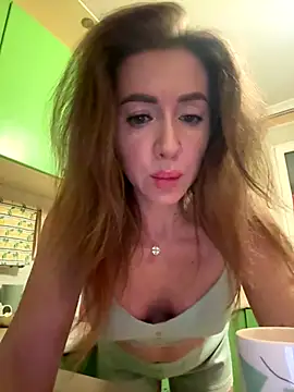 MarinaDiva11 74 online show from October 25, 8:20 pm