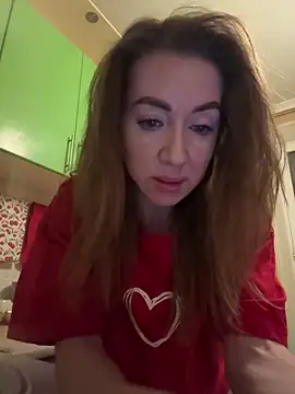 Snapshot of MarinaDiva11_74 chatting on May 3, 8:45 pm MarinaDiva11 74 online show from May 3, 8:45 pm