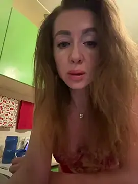Snapshot of MarinaDiva11_74 chatting on May 7, 8:01 pm MarinaDiva11 74 online show from May 7, 8:01 pm