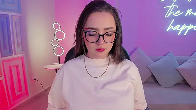 SarahRhodes  online show from November 27, 12:05 pm