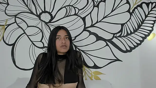 Snapshot of RousyMoon chatting on November 4, 1:04 pm RousyMoon online show from November 4, 1:04 pm