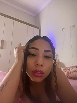 jhennyfer online show from July 9, 4:46 am