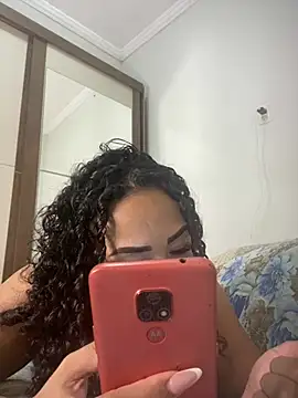 jhennyfer online show from March 23, 5:18 am