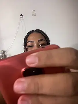 jhennyfer online show from May 14, 6:21 am