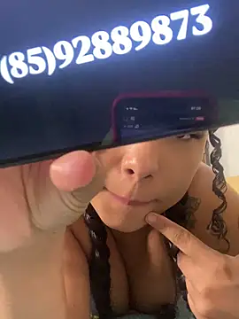 jhennyfer online show from January 15, 5:22 am
