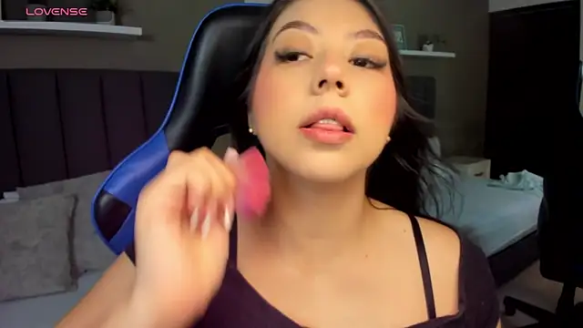 anagil  online show from March 26, 1:42 pm