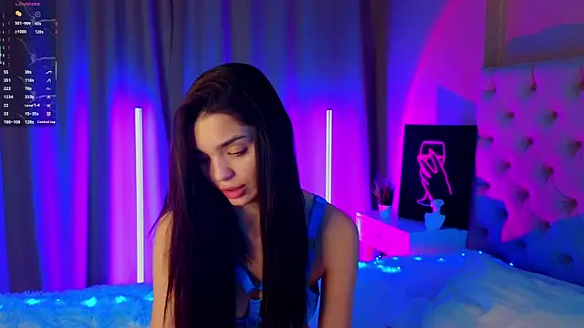 MarciaMarshall online show from December 15, 8:36 pm