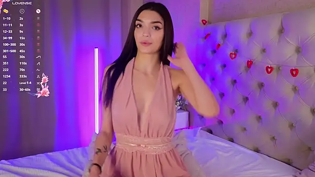 MarciaMarshall online show from October 13, 8:32 pm