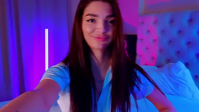 MarciaMarshall online show from December 4, 9:03 pm