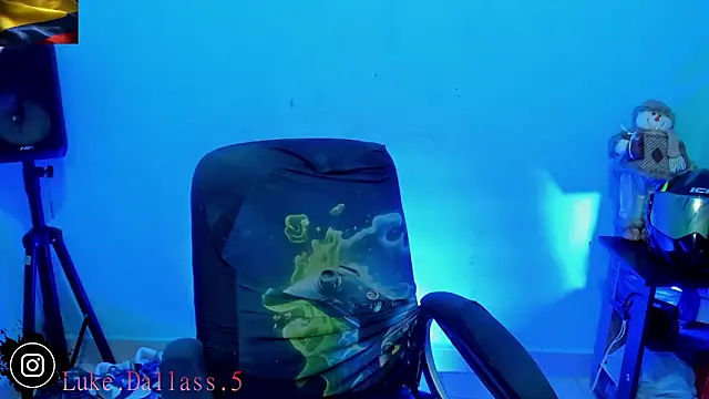 zeus 7777 online show from May 9, 9:12 am