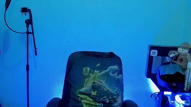 zeus 7777 online show from April 16, 10:27 am