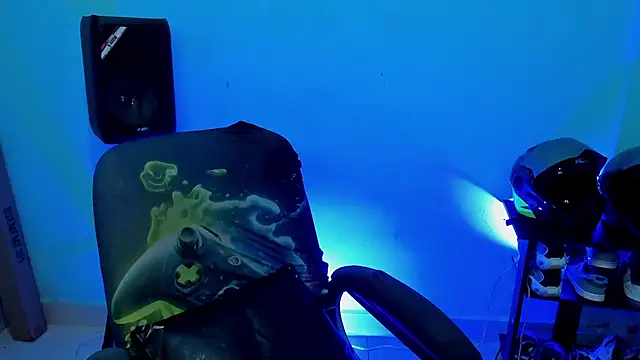 zeus 7777 online show from April 4, 10:55 am