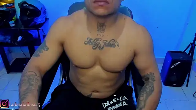 zeus 7777 online show from March 7, 5:03 am