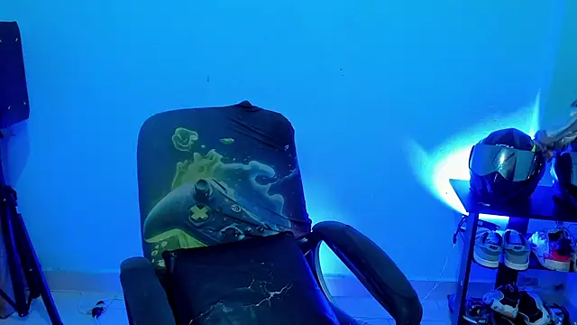 zeus 7777 online show from April 7, 9:33 am