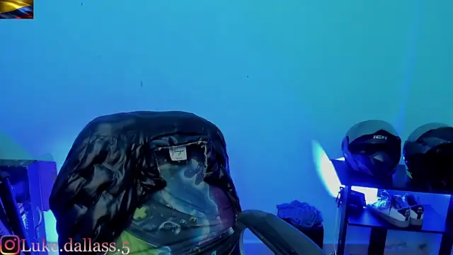 zeus 7777 online show from March 28, 8:15 am