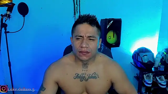 zeus 7777 online show from February 14, 9:42 am