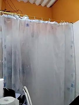 Snapshot of Franswat95 chatting on February 4, 10:49 pm Franswat95 online show from February 4, 10:49 pm