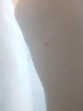 Snapshot of Franswat95 chatting on December 16, 10:47 pm Franswat95 online show from December 16, 10:47 pm