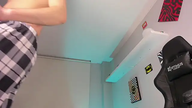 mathewconelly online show from April 2, 12:18 am