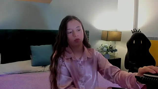 VioletaNova online show from May 12, 11:16 am