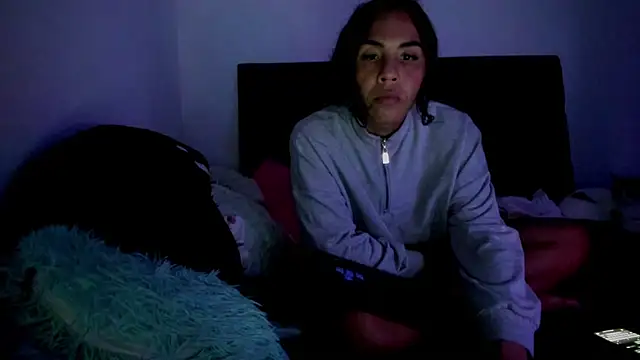 Adrianna Arias online show from November 19, 5:29 am