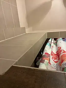 lebensfroh online show from February 8, 12:08 am