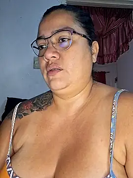 Snapshot of NARNYALABELLA chatting on November 18, 11:46 am NARNYALABELLA online show from November 18, 11:46 am