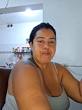 Snapshot of NARNYALABELLA chatting on November 1, 12:28 am NARNYALABELLA online show from November 1, 12:28 am