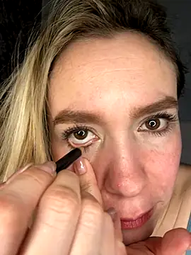 BritgetPsychol online show from November 4, 2:37 am