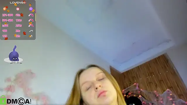 Snapshot of Rina_Panic chatting on October 20, 1:07 am Rina Panic online show from October 20, 1:07 am