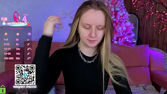 Snapshot of Rina_Panic chatting on January 17, 1:09 am Rina Panic online show from January 17, 1:09 am