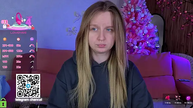 Snapshot of Rina_Panic chatting on January 16, 12:58 am Rina Panic online show from January 16, 12:58 am