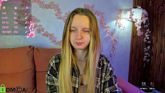 Snapshot of Rina_Panic chatting on October 8, 12:56 am Rina Panic online show from October 8, 12:56 am