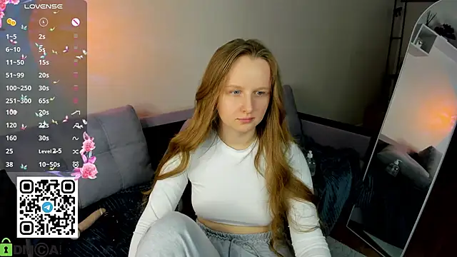 Snapshot of Rina_Panic chatting on February 15, 7:51 am Rina Panic online show from February 15, 7:51 am