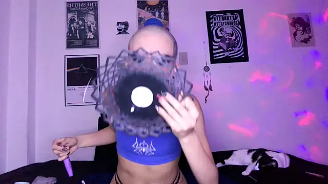 plutonbluemooon333 online show from October 30, 12:42 am