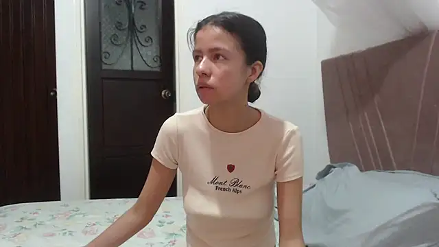 nathaly jones  online show from February 1, 12:14 pm