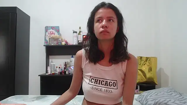 nathaly jones  online show from June 10, 12:39 pm