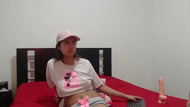 Snapshot of nathaly_jones_ chatting on October 17, 12:07 pm nathaly jones online show from October 17, 12:07 pm