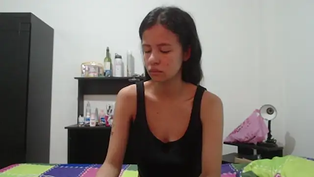 nathaly jones  online show from May 13, 12:12 pm