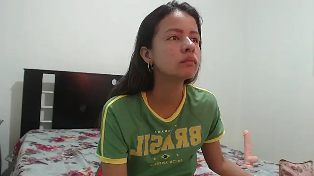 nathaly jones  online show from November 12, 12:09 pm