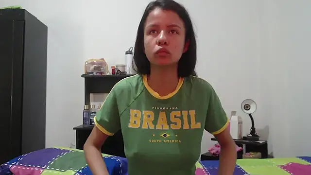 nathaly jones  online show from July 9, 1:10 pm