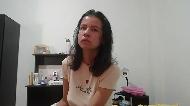 nathaly jones  online show from May 24, 12:27 pm