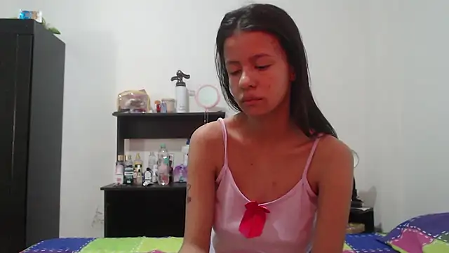 nathaly jones  online show from July 6, 12:34 pm