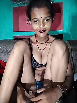 Snapshot of Maya_bhoji chatting on October 16, 11:35 pm Maya bhoji online show from October 16, 11:35 pm