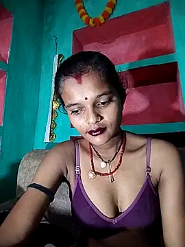 Snapshot of Maya_bhoji chatting on October 31, 6:37 pm Maya bhoji online show from October 31, 6:37 pm