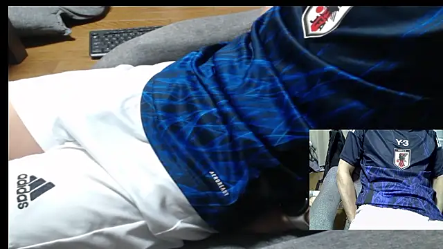 Yasu2000 online show from June 18, 1:04 am